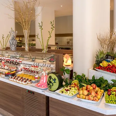 Hotel Julian Club 4*