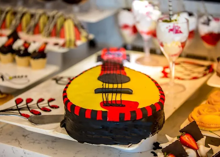 فندق نادي جوليان مرمريس