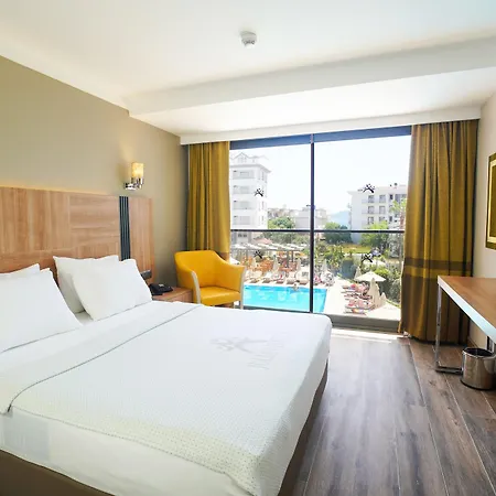 Julian Club Hotell
