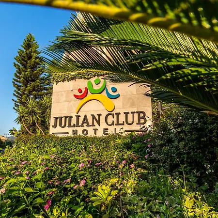 Hotell Julian Club 4*