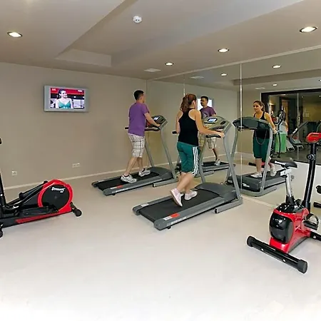 Hotel Julian Club 4*