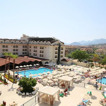 Hotell Julian Club 4*