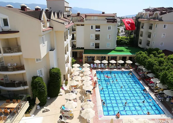 Julian Club Ξενοδοχείο Μαρμαρίς