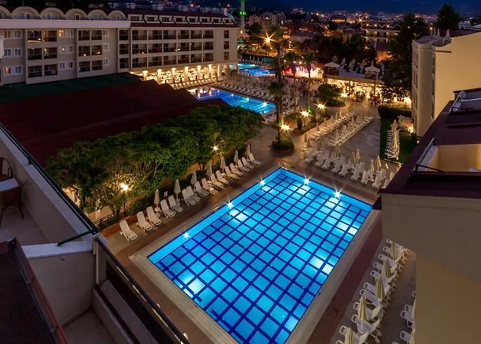 Julian Club 4* Μαρμαρίς