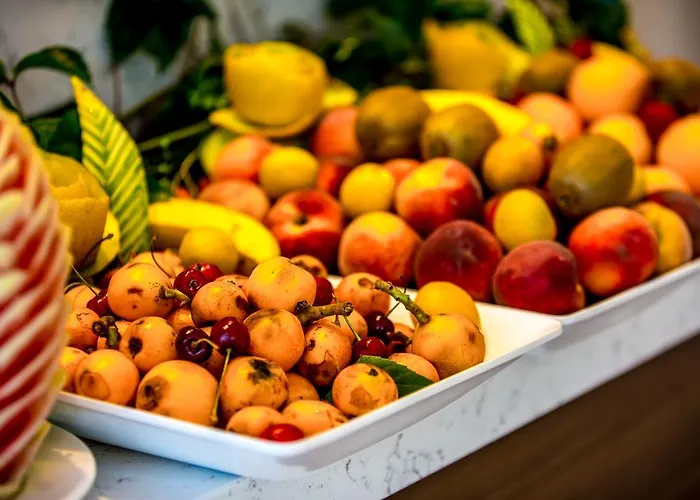 Julian Club Szálloda