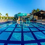Julian Club 4*