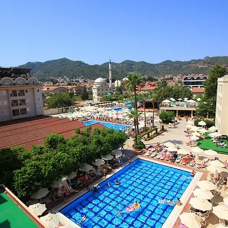 Julian Club 4*