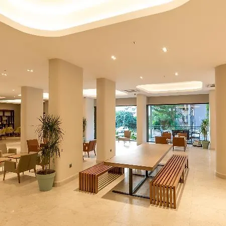 Julian Club Szálloda